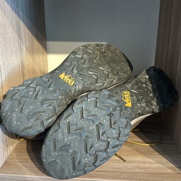 REI hiking boots - Picture 4 of 15